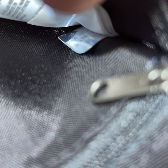 TNF MENS BASE CAMP WALLET - Picture 6 of 8